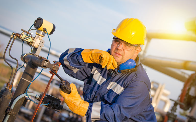How to Verify a Petroleum Supplier Before Signing